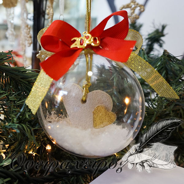 Πρωτότυπη χριστουγεννιάτικη μπάλα δέντρου δώρο αγάπης σε χριστουγεννιάτικη συσκευασία δώρου - Όνειρα Χειρός  χειροποίητα δώρα
