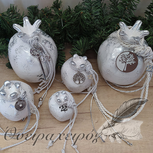 κεραμικά διακοσμητικά με ασημί πατίνα λευκά κεραμικά ρόδια