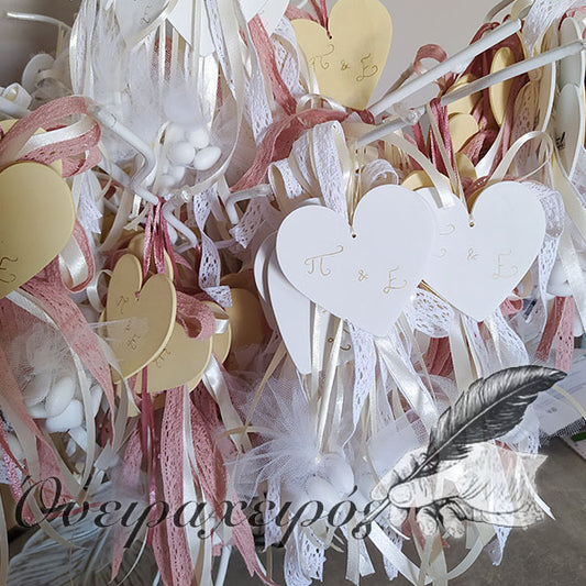 Κρεμαστή μπομπονιέρα γάμου ξύλινη καρδούλα