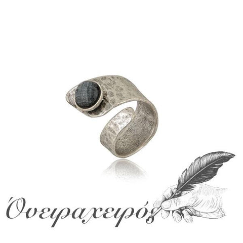Μοντέρνο χειροποίητο δαχτυλίδι με μαύρη πέτρα - Όνειρα Χειρός  χειροποίητα δώρα