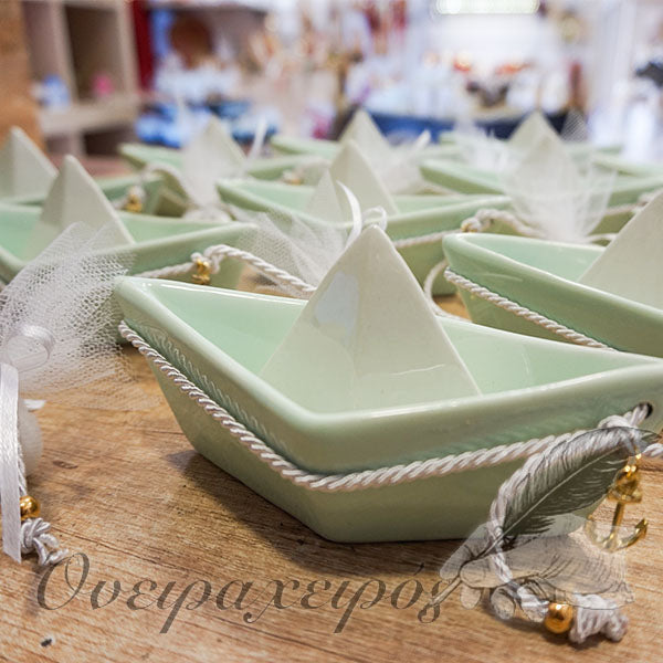 Μπομπονιέρα βάπτισης βεραμάν λευκό κεραμικό καράβι - Όνειρα Χειρός  χειροποίητα δώρα